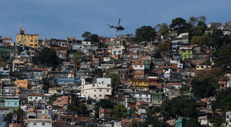 Concentração de renda no topo cresce, e os 5% mais ricos já detêm 40% da renda nacional